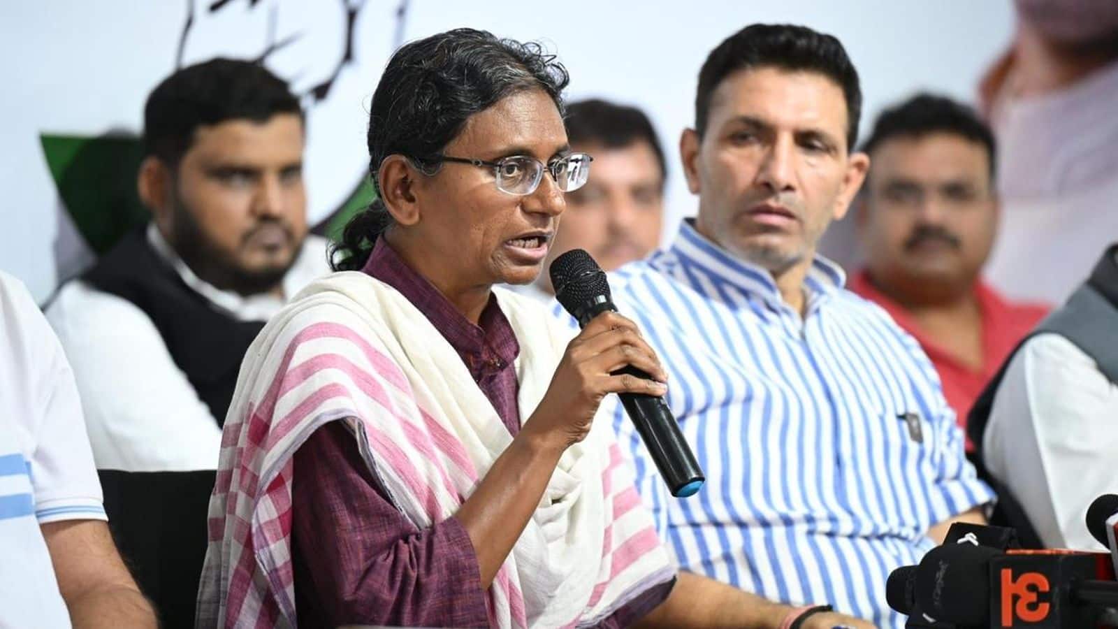 Meenakshi Natarajan News: मीनाक्षी नटराजन मामले में सुप्रीम कोर्ट पहुंची कांग्रेस, राज्यसभा नामांकन खारिज होने पर जताई आपत्ति