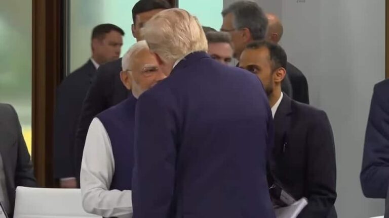 16 महीने बाद मुलाकात...G7 समिट से मिले पीएम मोदी-ट्रंप, एक साथ बैठे आए नजर
