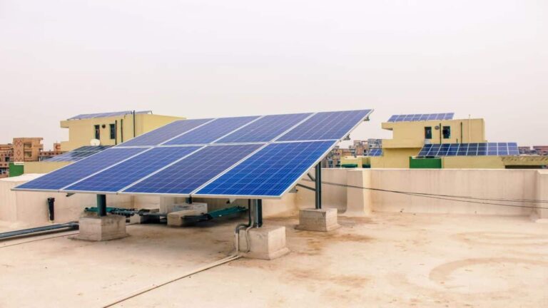 PM Surya Ghar Muft Bijli Yojana: इस राज्य में 2.5 लाख घरों पर मुफ्त लगेंगे रूफ टॉप सोलर, चेक करें इसकी एलिजिबिलिटी