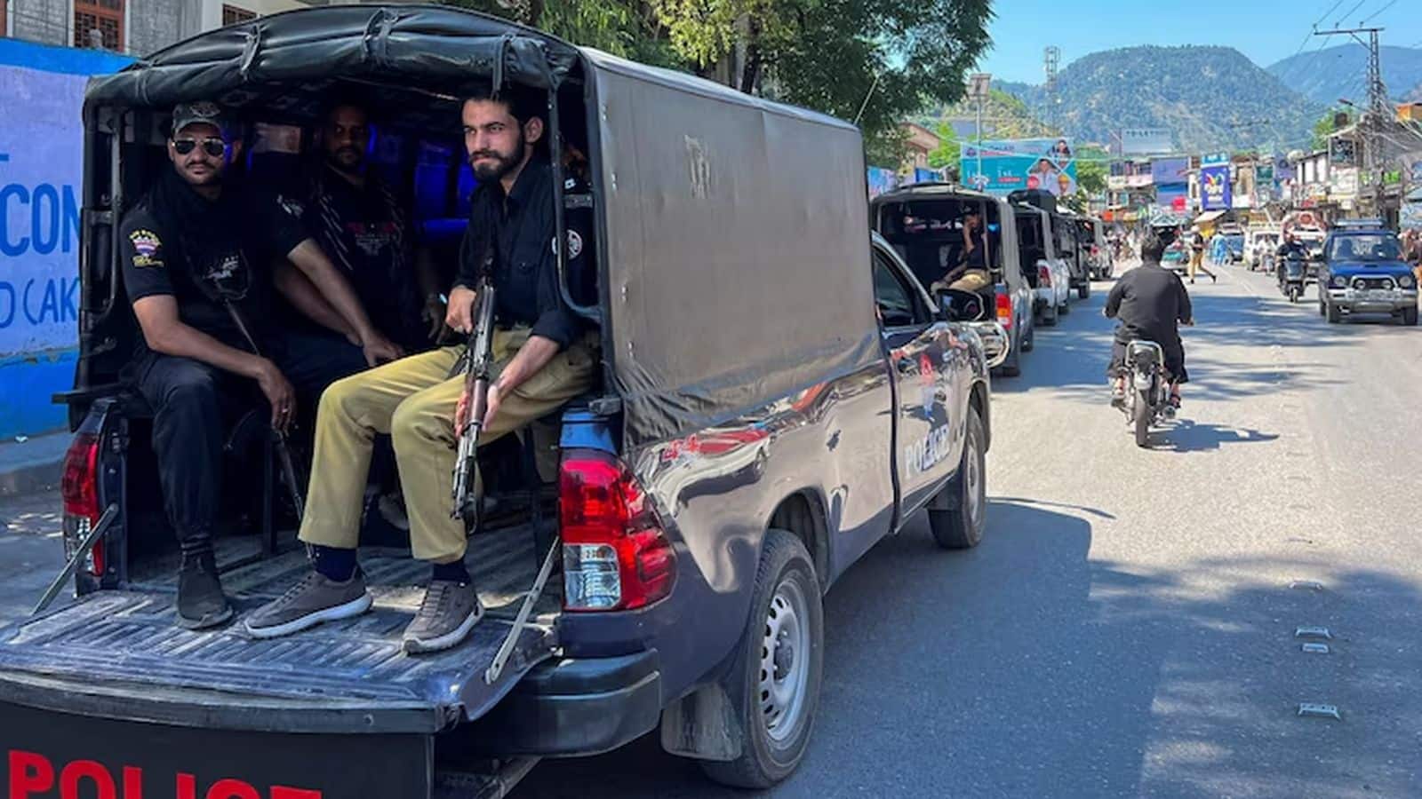 PoK Uprising: पीओके में कब और कैसे हुई हिंसा की शुरुआत? आसिम मुनीर बने 'जनरल डायर'! PAK सेना ने की 27 लोगों की हत्या