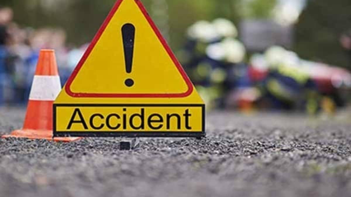 Breaking: पंजाब के फाजिल्का में दर्दनाक हादसा, पिकअप को तेज रफ्तार ट्रक ने मारी टक्कर; अस्थि विसर्जन के लिए जा रहे एक ही परिवार के 8 लोगों की मौत