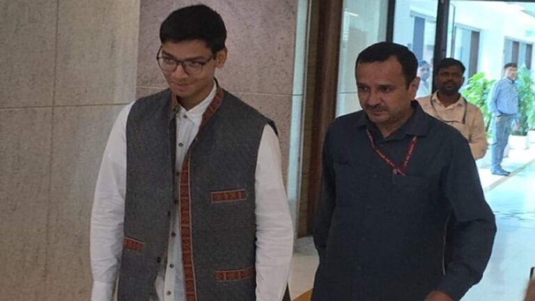 CBSE 12th Re-Evaluation 2026: संसदीय समिति के सामने 12वीं के छात्र सार्थक सिद्धांत ने उधेड़ी ओएसएम की बखिया, गड़बड़‍ियों पर दी अपनी जांच रिपोर्ट