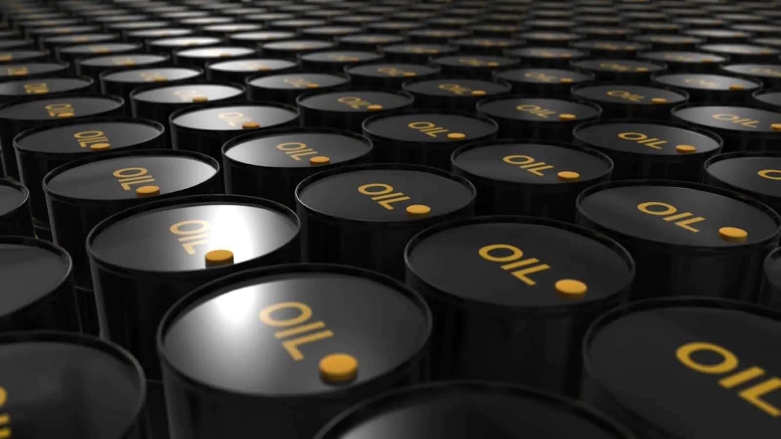 Commodity Market: मिडिल ईस्ट में बढ़ा तनाव, क्रूड में उछाल, सोने में गिरावट