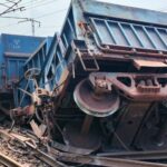 Jharkhand Train Accident: झारखंड के पलामू में बड़ा हादसा, ट्रेन के 15 डिब्बे पटरी से उतरे; दल-बल के साथ पहुंचे सीनियर अधिकारी