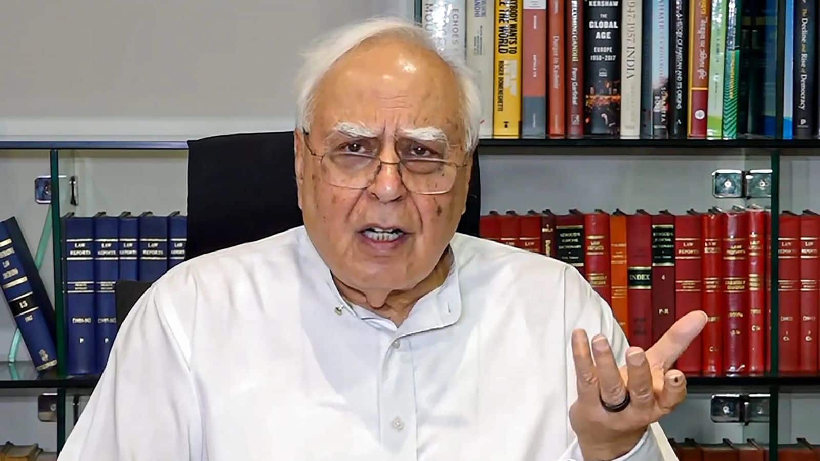 Kapil Sibal News: 'भारत में रहने पर शर्म आती है...'; कपिल सिब्बल के विवादित बयान पर बवाल, BJP भड़की