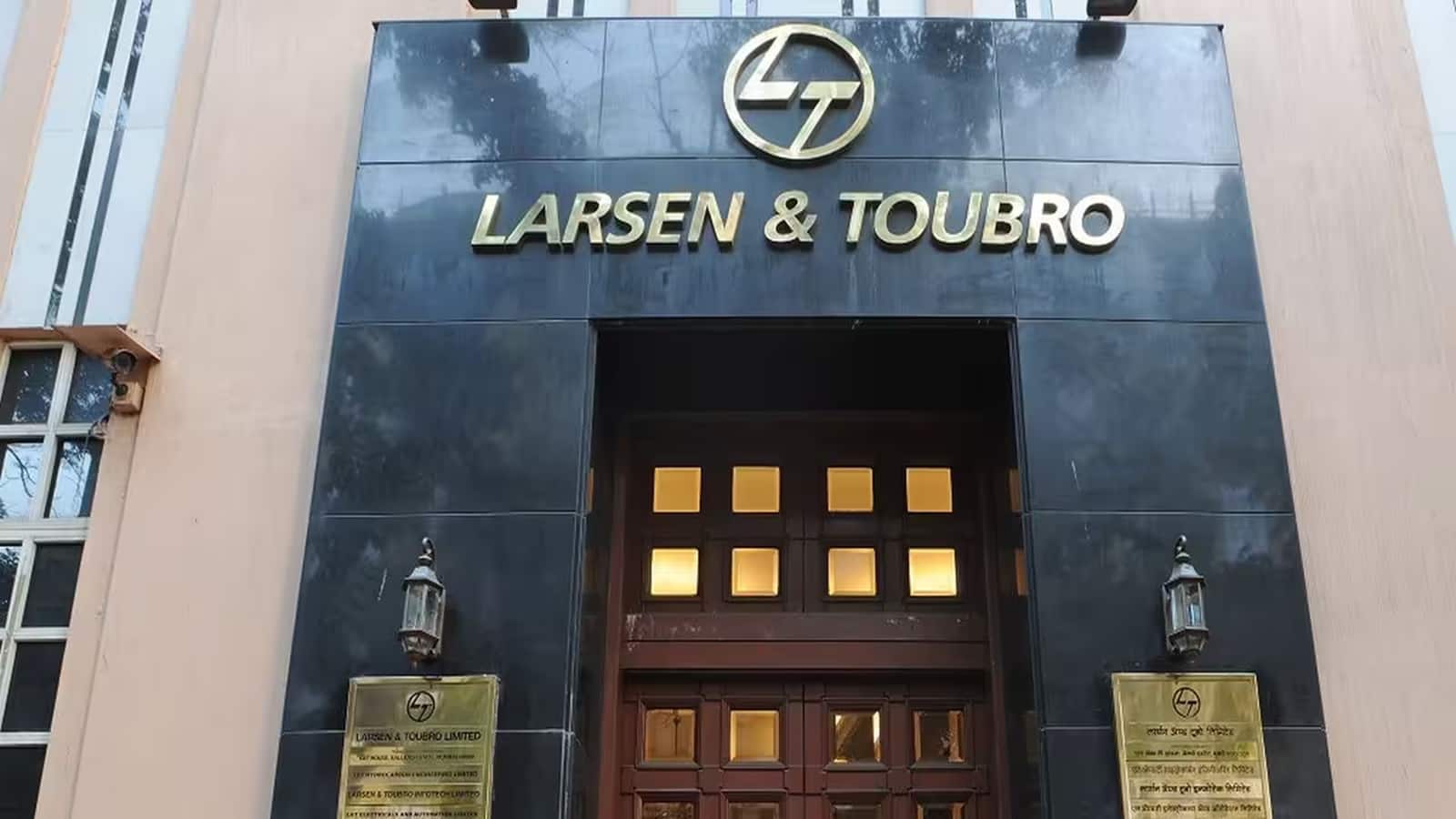 L&T Share Price: अमेरिका-ईरान के शांति समझौते पर चहके शेयर, इस साल 2026 में हुआ रेड से ग्रीन