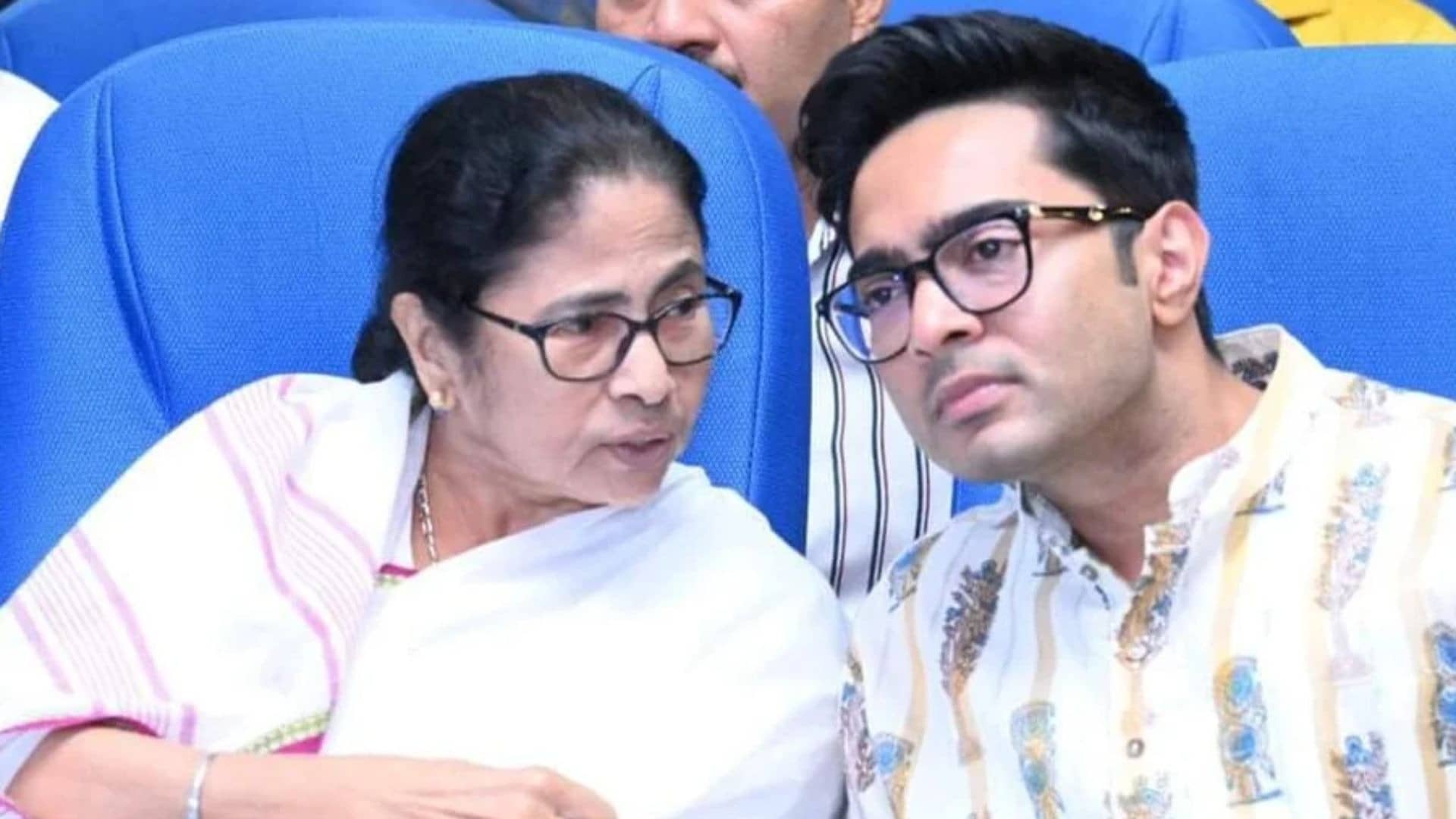 ममता के साथ जाना था दिल्ली, फिर एक दिन पहले क्यों पहुंचे अभिषेक बनर्जी? ‘ऑपरेशन क्राउन प्रिंस’ ने बढ़ाई दीदी की टेंशन