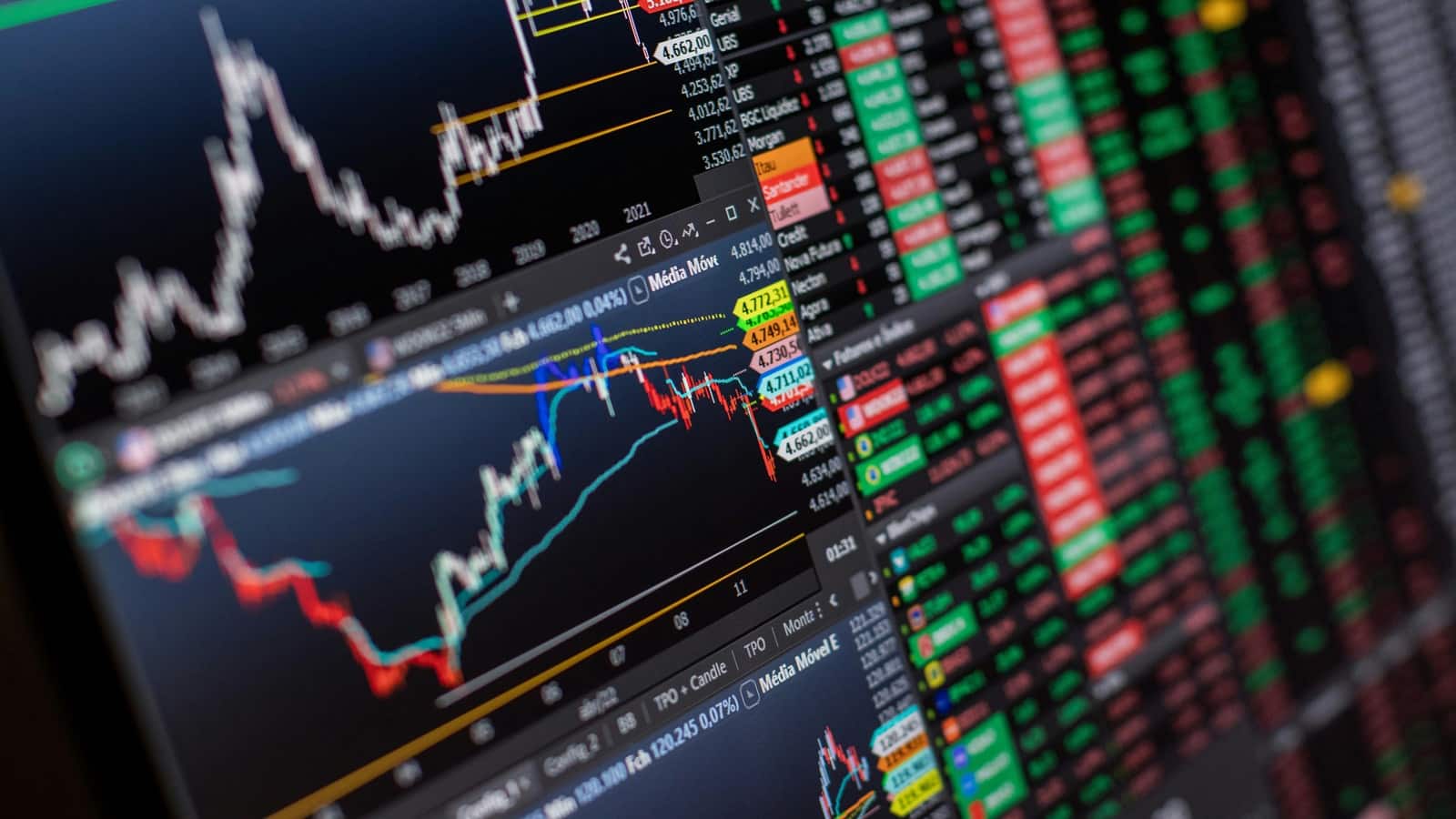 PSU Banks के दम पर Nifty का जलवा, चौथे दिन Sensex ग्रीन, निवेशकों पर बरसे ₹3 लाख करोड़