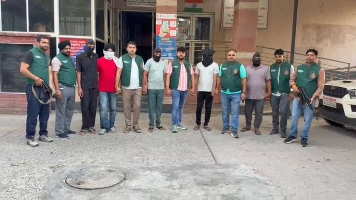 दिल्ली-गाजियाबाद में कई जगहों को दहलाने की थी साजिश... पाकिस्तानी ISI आतंकी नेटवर्क का हुआ भंडाफोड़, 7 आरोपी गिरफ्तार