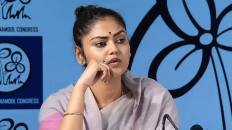 TMC में मचे घमासान के बीच दिल्ली पहुंचीं सायोनी घोष, ममता बनर्जी के साथ बगावत के सवाल पर दिया ये जवाब