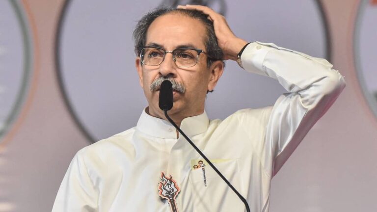 महाराष्ट्र से बड़ी खबर, पार्टी में टूट के बीच उद्धव ठाकरे ने की इस्तीफे की पेशकश, कहा- किसी योग्य को अध्यक्ष बना दें, लेकिन...