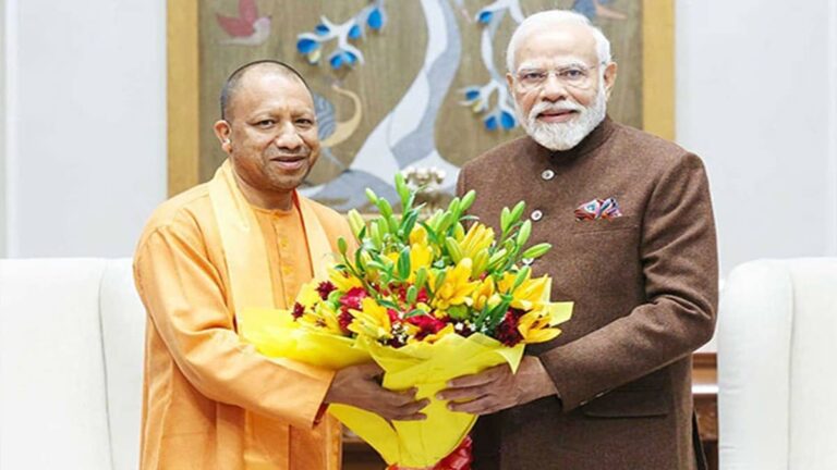 CM Yogi Birthday: योगी आदित्यनाथ मना रहे 54वां जन्मदिन, PM मोदी समेत विपक्ष के नेताओं ने भी दी बधाई, जानें किसने क्या कहा