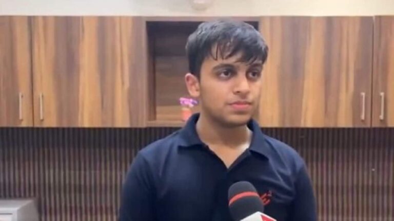 Aryan Gupta NEET-UG AIR 1: ‘मैं रोज 16-17 घंटे पढ़ता था, कई दिन मुझे सोने का मौका नहीं मिला’, नीट यूजी टॉपर आर्यन गुप्ता ने हासिल किए 720 में से 715 अंक