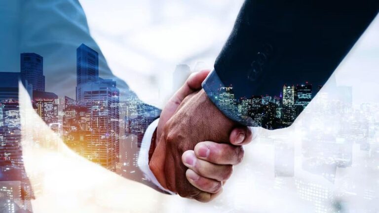 Aurum Proptech Share Price : हाउसिंग डॉट कॉम को खरीद सकती है औरम प्रॉपटेक, सिर्फ 2 दिनों में 15% भागा शेयर