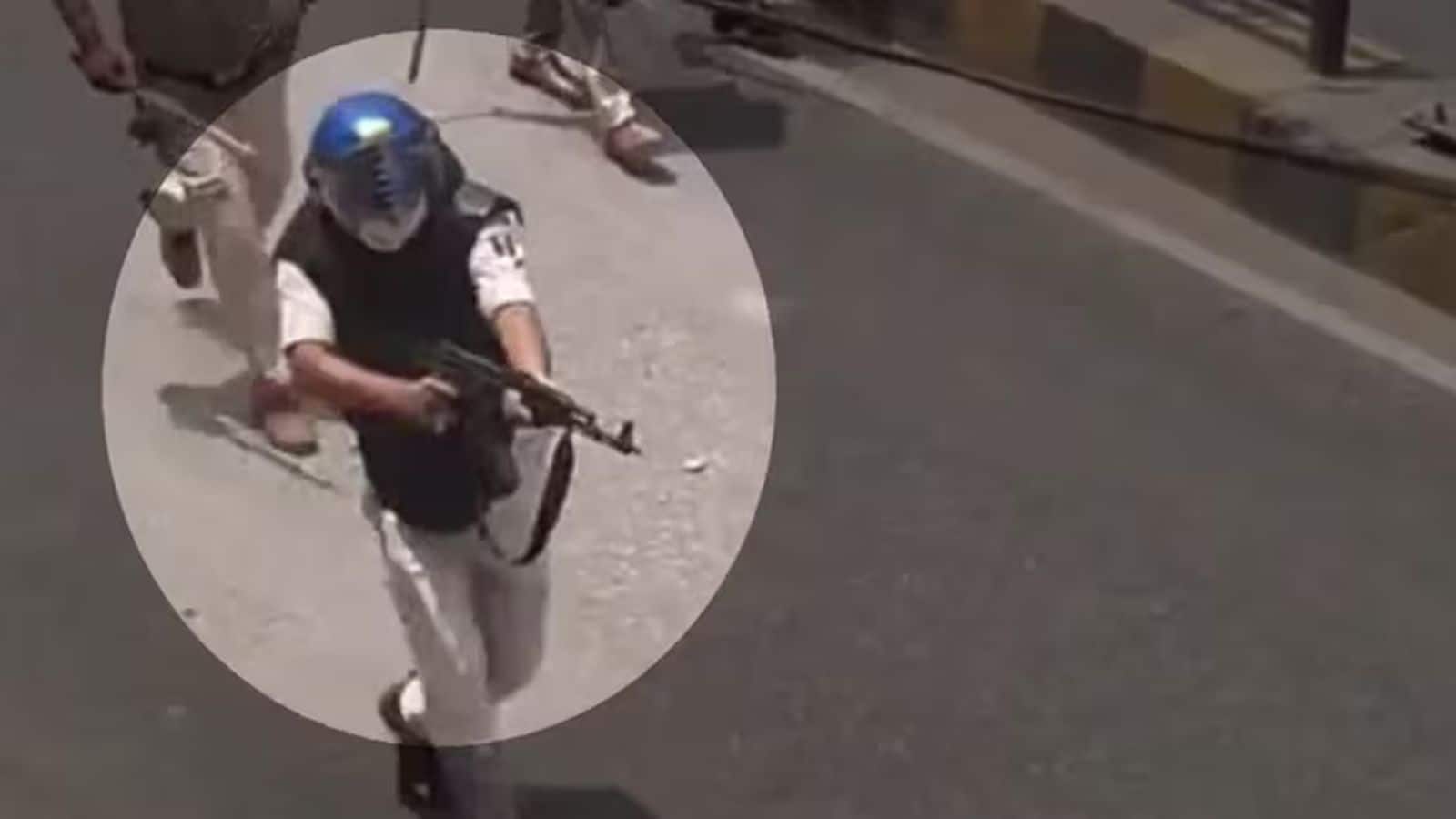 Bihar AK-47 Firing Row: बिहार का वो पुलिसवाला कौन जो प्रोटेस्ट के बीच निकाल लाया AK-47 और चला दी गोली? जानिए इस केस में अबतक क्या हुआ