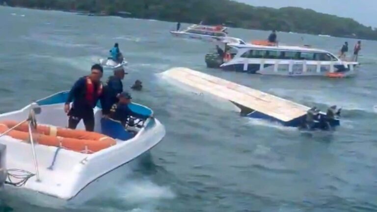 Vietnam Boat Accident: वियतनाम में बड़ा हादसा! 32 भारतीय पर्यटकों से भरी नाव पलटी, 15 की मौत