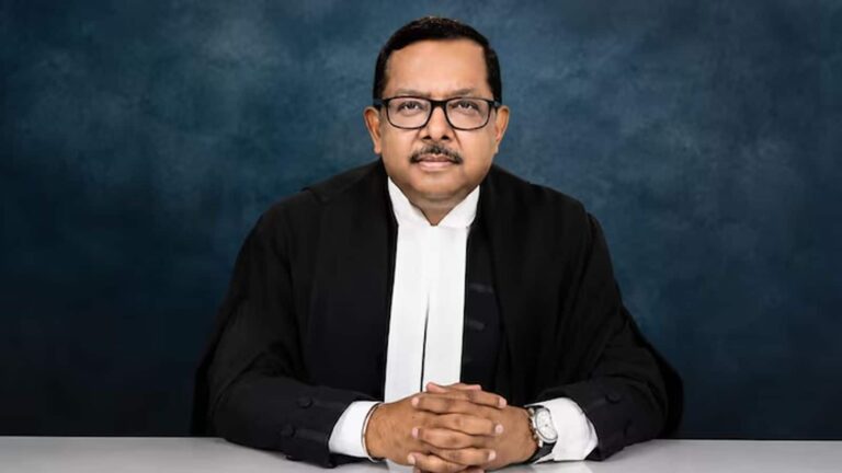 Justice Ujjal Bhuyan: 'गंगा किनारे चिकन खाने पर कोई कानूनी रोक नहीं..'; सुप्रीम कोर्ट के जज के बयान पर शुरू हई नई बहस