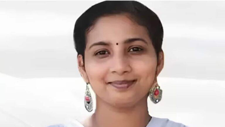 Minnu PM Joshy UPSC story: 21 में शादी, 23 में बच्चा और 32 में यूपीएससी, आसान नहीं थी पुलिस क्लर्क से आईएएस बनने की कहानी