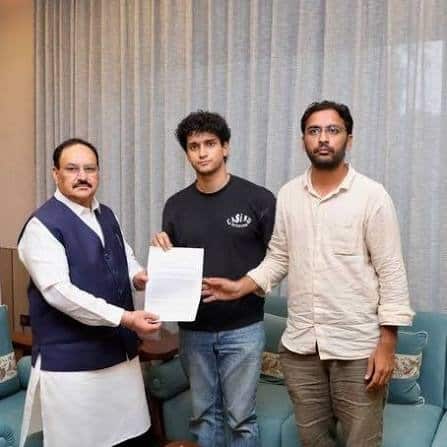 कॉकरोच जनता पार्टी की इन दो शर्तों पर सरकार की सहमति! सामने आई ये बड़ी बात