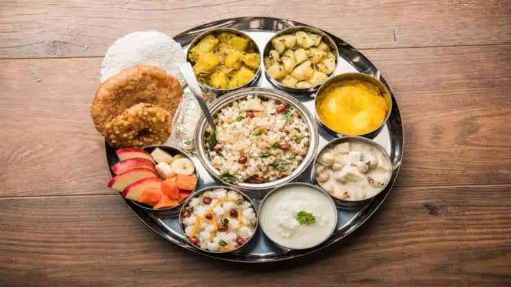सावन व्रत में बनाएं ये 5 आसान सात्विक रेसिपीज, बिना प्याज-लहसुन मिलेगा भरपूर स्वाद