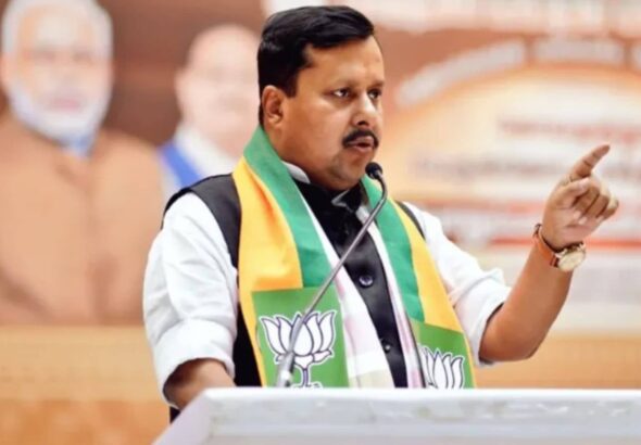 ‘असहमति और अराजकता में फर्क है’…राहुल गांधी-अखिलेश यादव की रिहाई के बाद BJP का पलटवार, नितिन नवीन बोले- आज की घटना इतिहास का काला दिन