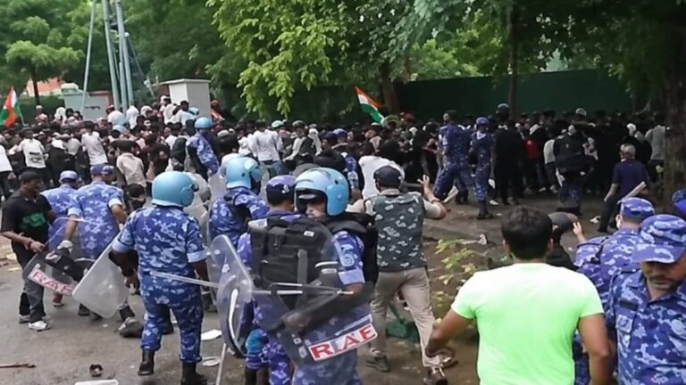 CJP प्रदर्शन में भड़की हिंसा पर दिल्ली पुलिस का एक्शन, अलग-अलग थानों में अब तक 10 FIR दर्ज; RAF जवान पर हमले के मामले में भी केस
