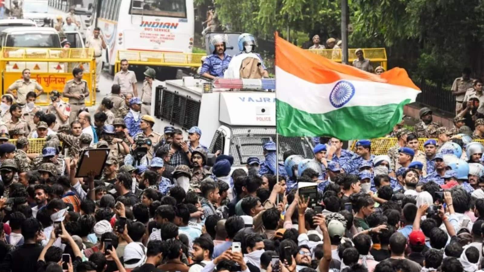 CJP Protest new advisory: कनॉट प्लेस में शाम 6:30 बजे तक बंद होंगी दुकानें, प्रोटेस्ट के बीच आई ये नई एडवाइजरी जानिए