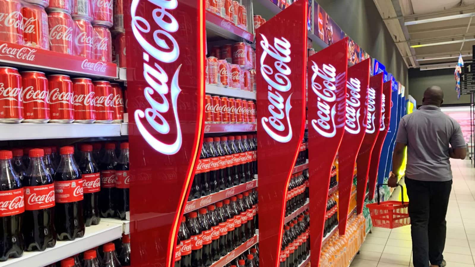 Hindustan Coca-Cola Holdings IPO: कोका-कोला ने 4 बैंकर किए नियुक्त, जुलाई के आखिर से शुरू होगी प्रोसेस