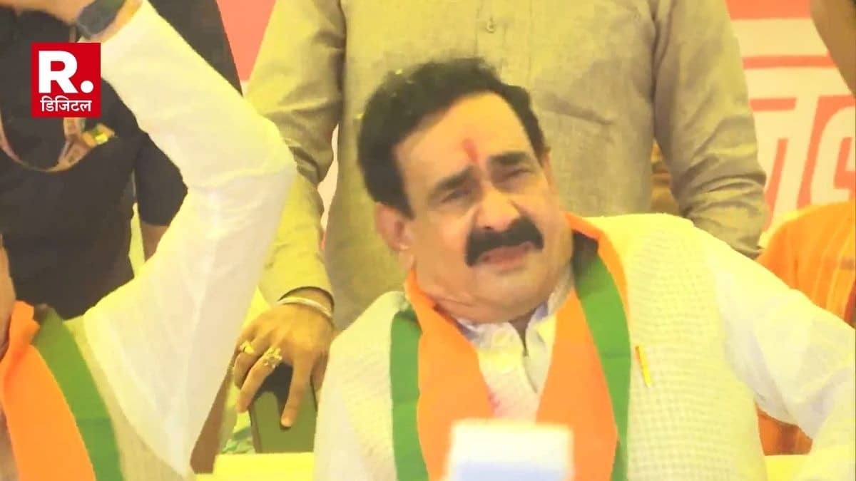 आशुतोष तिवारी का नामांकन होने के बाद भावुक हुए नरोत्तम मिश्रा, कहा- पार्टी का फैसला स्वीकार, एक-एक दरवाजे पर माथा टेकूंगा