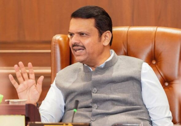 महाराष्ट्र में सियासी हलचल: दिल्ली दौरे से ठीक पहले Devendra Fadnavis की सुनील तटकरे, प्रफुल्ल पटेल और जयंत पाटिल संग बैठक, वर्षा बंगले पर हुई मुलाकात