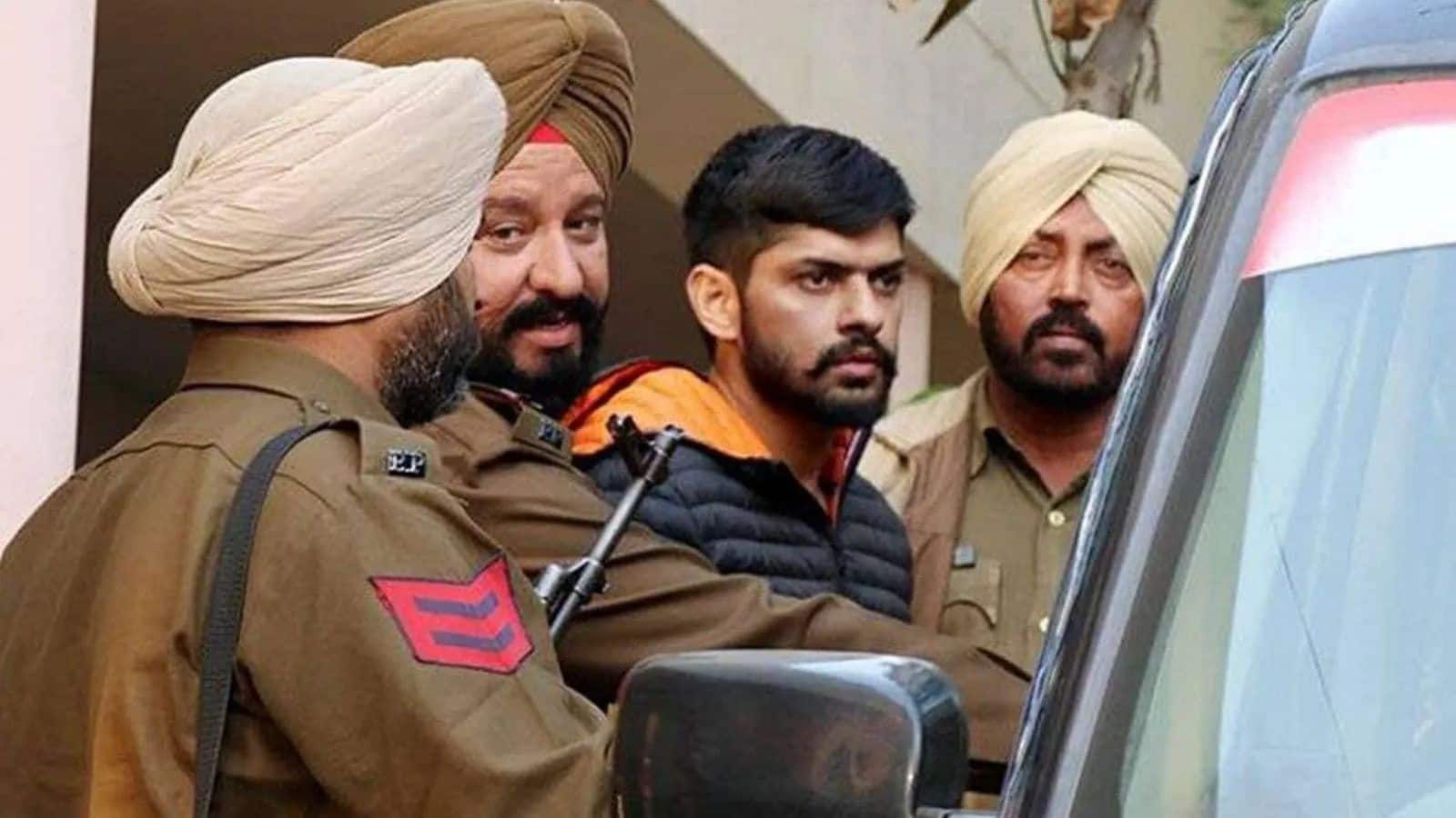 Lawrence Bishnoi: क्या गैंगस्टर लॉरेंस बिश्नोई को FBI को सौंपेगा भारत? निज्जर हत्याकांड मामले में अमेरिका ने की प्रत्यर्पण की मांग