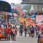 'बम-बम भोले' के जयकारों से गुंजायमान हुआ UP, योगी सरकार की सुरक्षा और सेवा में सुगम हुई कांवड़ यात्रा
