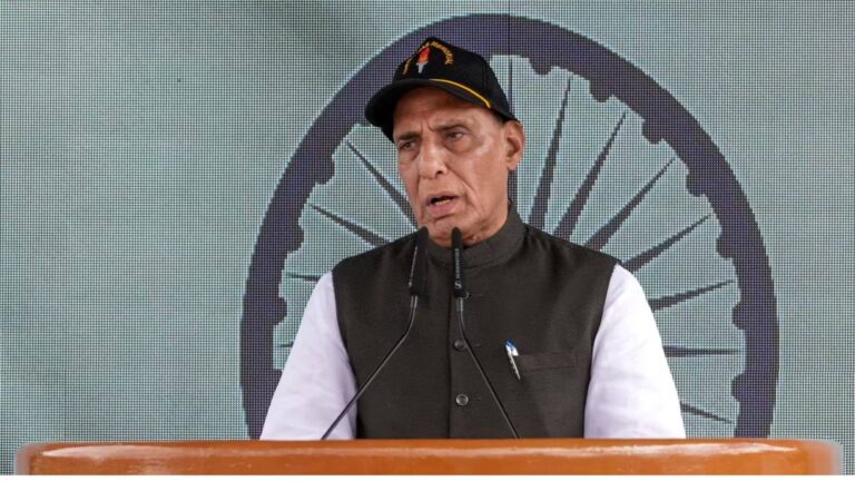 अब केवल PoK पर होगी बात, पाकिस्‍तान की हर गलती को देंगे करारा जवाब...कारगिल विजय दिवस पर राजनाथ सिंह ने PAK को जमकर लताड़ा