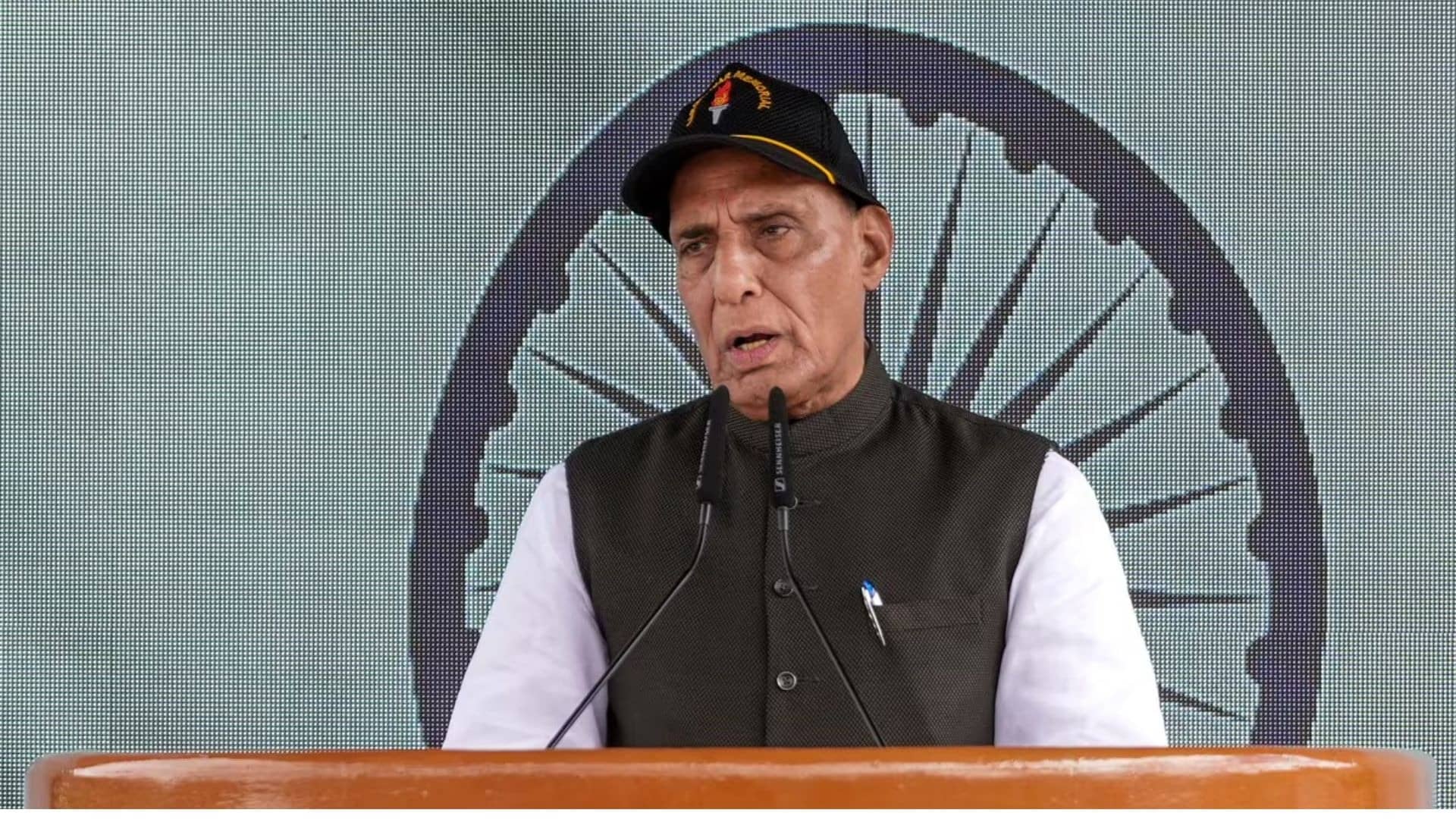 अब केवल PoK पर होगी बात, पाकिस्‍तान की हर गलती को देंगे करारा जवाब...कारगिल विजय दिवस पर राजनाथ सिंह ने PAK को जमकर लताड़ा
