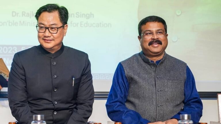 'धर्मेंद्र जी,आपकी लगातार सेवा, मजबूत भारत बनाने में...', शिक्षा मंत्री के इस्तीफे पर बोले किरेन रिजिजू, यूं जताया आभार