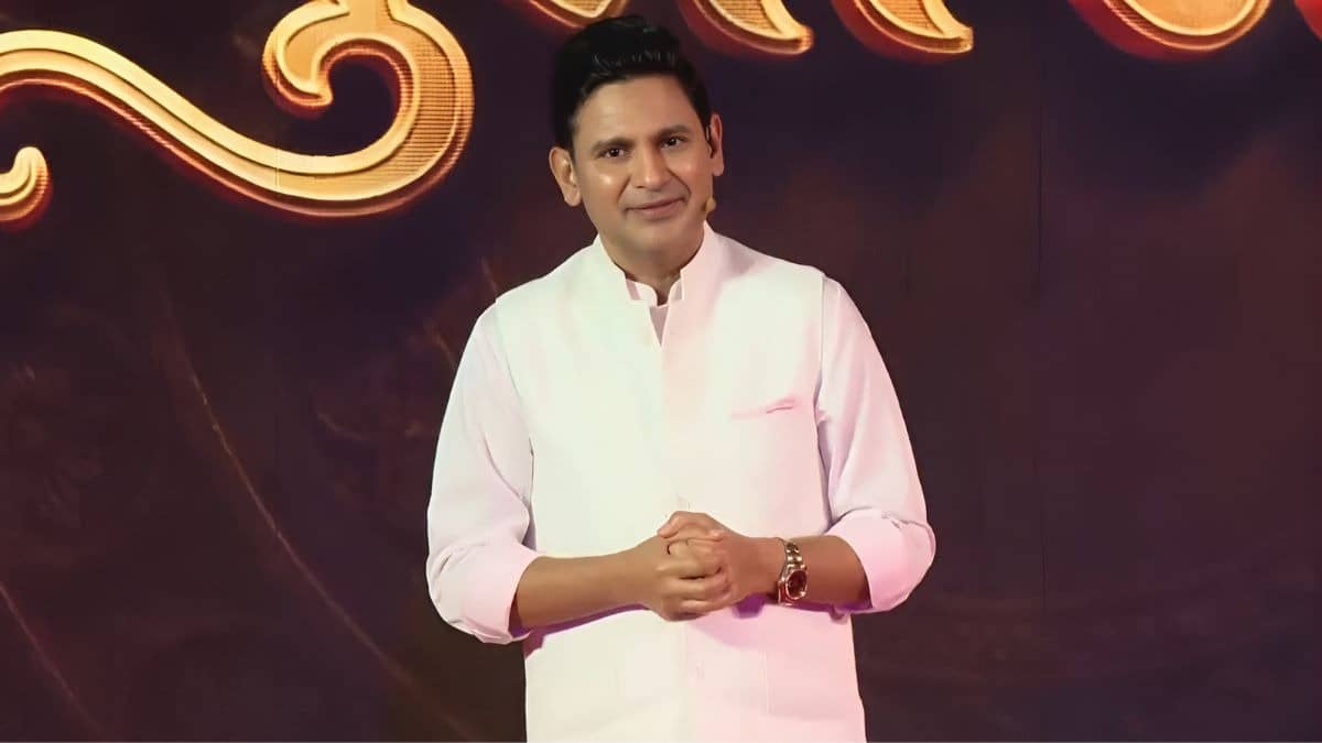 'आपके सामने दो थाली, एक में श्रीराम का खड़ाऊं और दूसरी में...', मनोज मुंतशिर ने औरंगजेब का जिक्र कर समझा दिया सूर्यवंशी- बाबरी परंपरा में अंतर