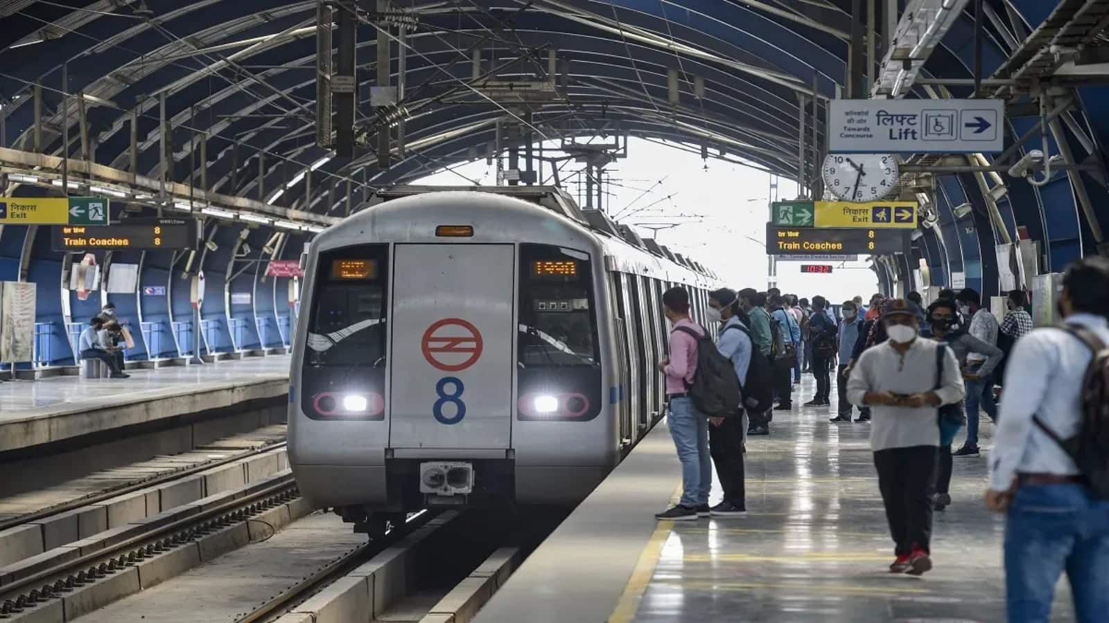 दिल्ली में आज भी बंद रहेंगे 17 मेट्रो स्टेशन, लगातार तीसरे दिन DMRC का बड़ा फैसला, देखें पूरी लिस्ट