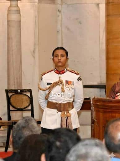 भारत की बेटी ने रचा इतिहास! सिर्फ 5 साल की सर्विस में राष्ट्रपति की आर्मी ADC बनने वाली पहली महिला बनीं, जानिए कौन हैं मेजर नव्या शेखावत