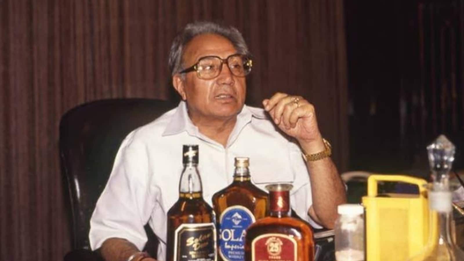 World Rum Day: जिसने खुद कभी शराब को नहीं लगाया हाथ, जानें कैसे भारत में खड़ी कर दी 'ओल्ड मंक' की विरासत
