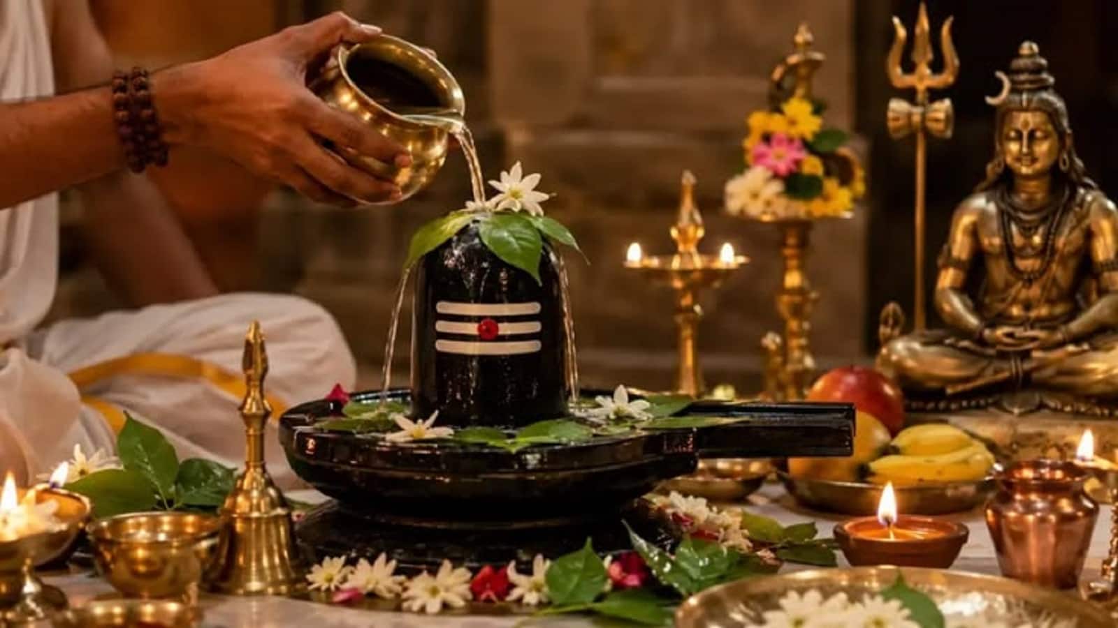 Pradosh Vrat July 2026: आषाढ़ के पहले प्रदोष व्रत पर मासिक शिवरात्रि और रविवार का सुंदर संयोग, जानें पूजा मुहूर्त और प्रदोष काल का समय