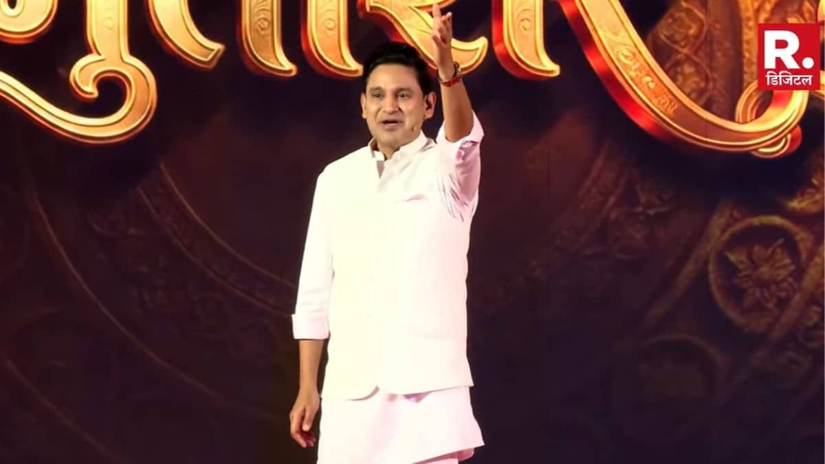 सनातन से ही भगवा आसमान था और है, शिवाजी और नानक को पिता कहते हैं हम अपना, हमारे बाप का हिंदुस्तान था और है- मनोज मुंतशिर, VIDEO