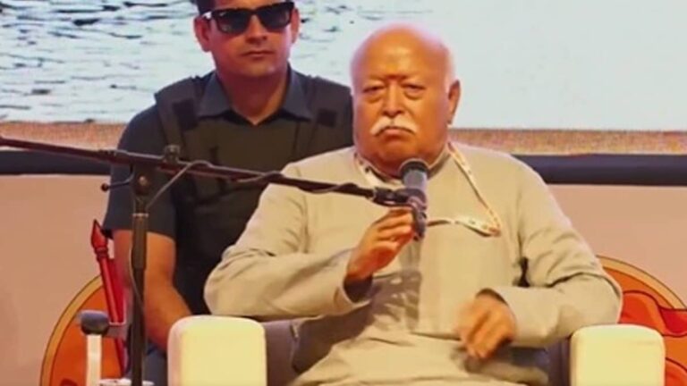'नई पीढ़ी सवाल पूछती है, आदेश नहीं संवाद की जरूरत', छात्रों के जारी प्रदर्शन के बीच मोहन भागवत का बड़ा मैसेज