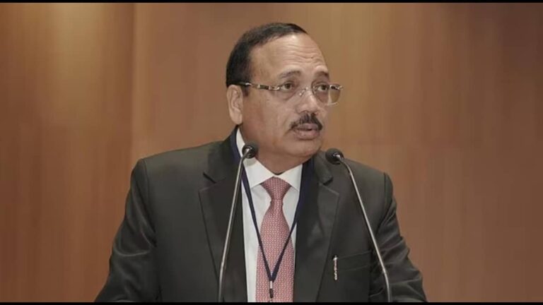 'ब्रेस्ट दबाना, सलवार उतारना रेप की कोशिश नहीं', पटना HC के फैसले पर भड़का सुप्रीम कोर्ट, CJI सूर्यकांत ने जजों को दी ये सलाह