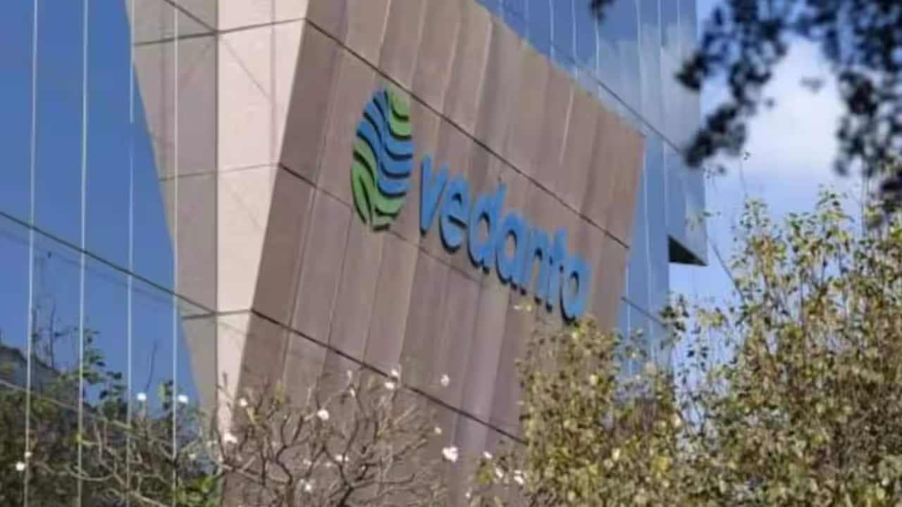 Vedanta Oil & Gas Share: अंतिम घंटे में शेयरों में आई तेजी, 3 फीसदी से ज्यादा उछला