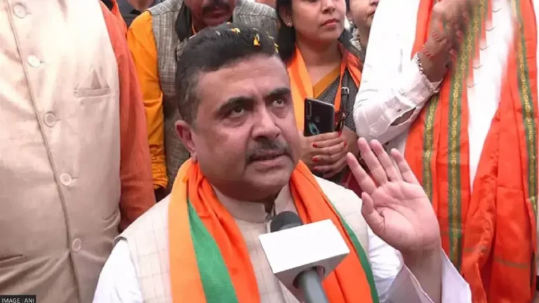 BREAKING: बंगाल CM सुवेंदु अधिकारी के हेलिकॉप्टर की इमरजेंसी लैंडिंग, उड़ाने भरते ही हुई तकनीकी खराबी