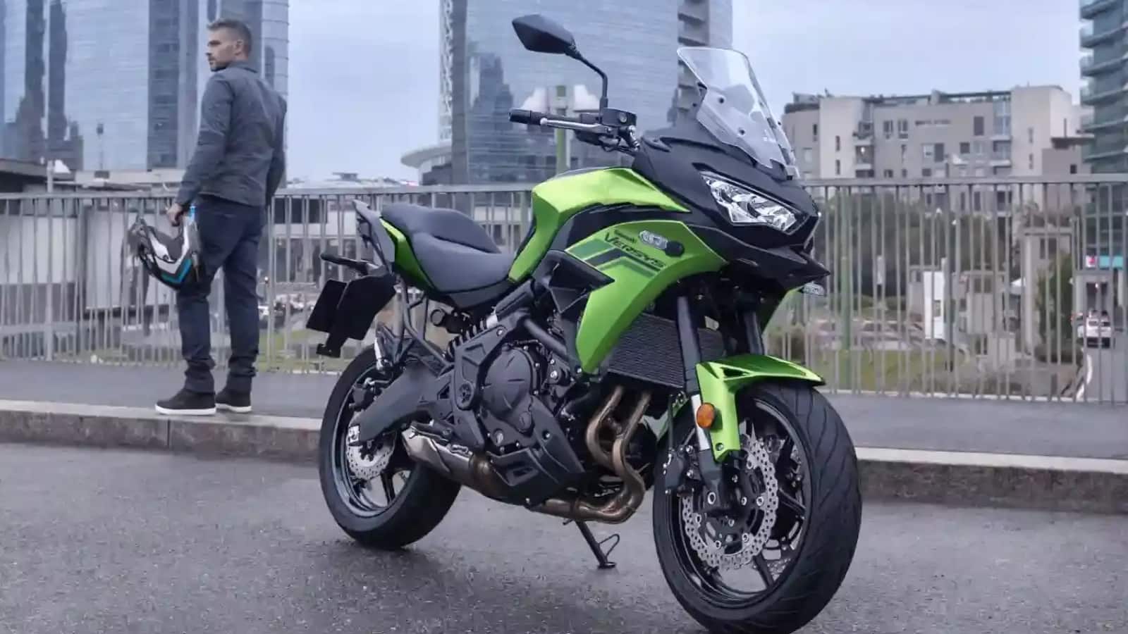 2027 Kawasaki Versys 650 भारत में लॉन्च, Candy Lime Green कलर में आई बाइक, जानें कीमत और फीचर्स