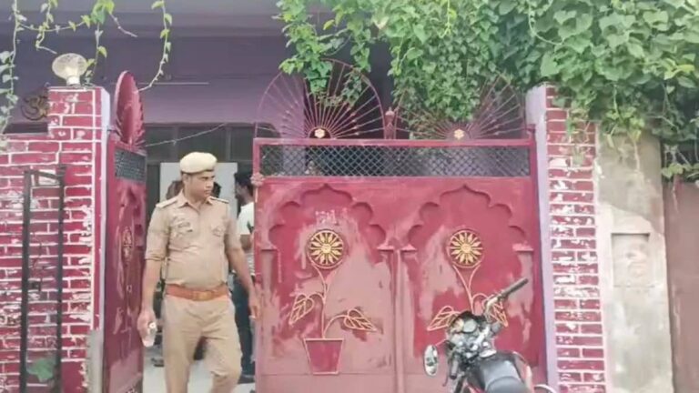 45 मिनट तक कट्टे के दम पर मां-बेटे बंधक, लाखों के जेवर और नकदी लूटकर बदमाश फरार