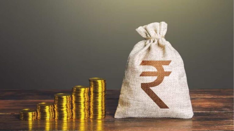 7 Financial Rules: अमीर बनने के 7 'सीक्रेट' रूल्स! तेजी से बढ़ेगा आपका बैंक बैलेंस