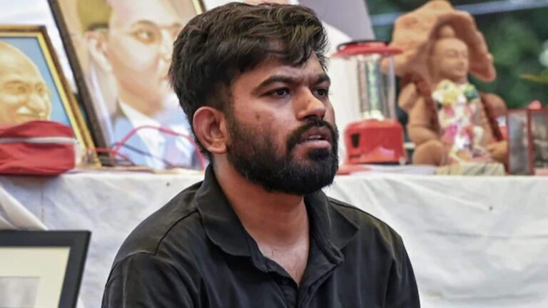 Abhijeet Dipke: रिटायर्ड पिता ने विदेश में अभिजीत दिपके की पढ़ाई का खर्च कैसे उठाया? RTI कार्यकर्ता ने CJP के फंड पर उठाए सवाल, जांच की मांग