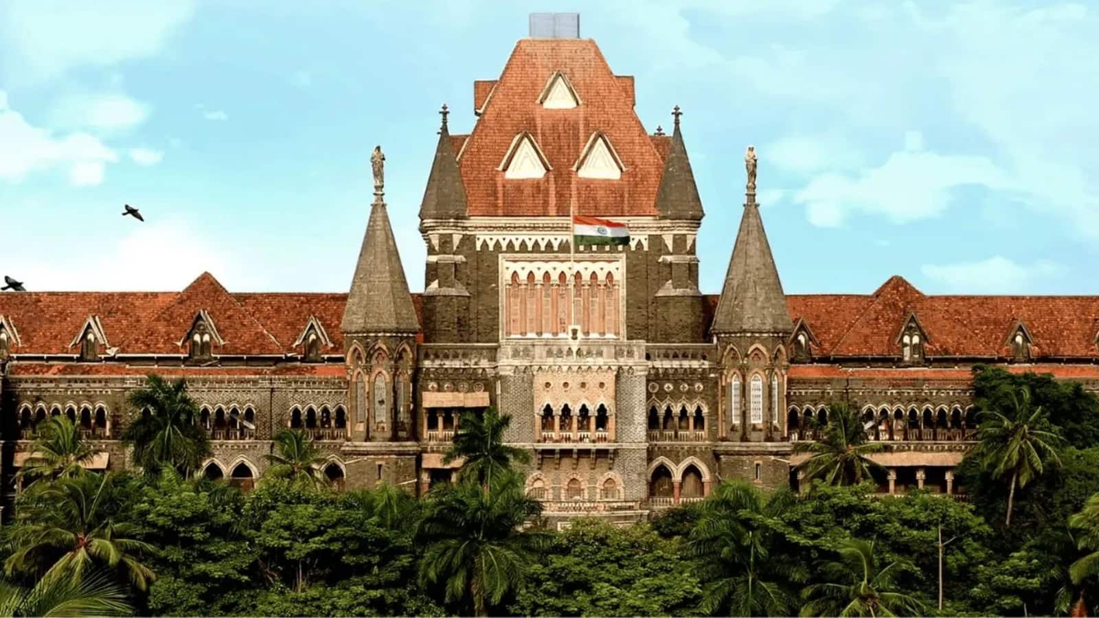 ‘क्या आपको लगता है आप भगवान हैं?’ MCA परिसर में 5 रेस्टोरेंट पर कार्रवाई को लेकर बॉम्बे HC ने FDA को लगाई फटकार